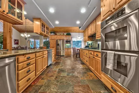 13175 Skiview Loop, Truckee, CA 96161 photo 5