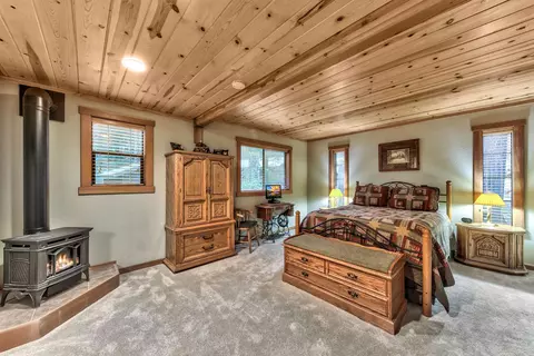 10070 Gregory Pl, Truckee, CA 96161 photo 17