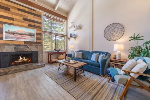 6142 Feather Rdg, Truckee, CA 96161