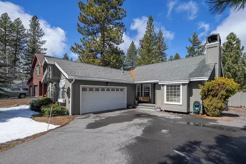 16996 Glenshire Dr, Truckee, CA 96161