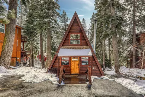 12891 Dulzura St, Truckee, CA 96161