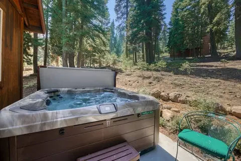 14200 Pathway Ave, Truckee, CA 96161 photo 19