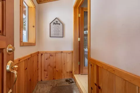 14200 Pathway Ave, Truckee, CA 96161 photo 3