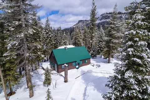 6170 6220 River Rd, Tahoe City, CA 96145