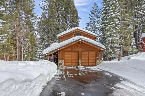 12635 Peregrine Dr, Truckee, CA 96161