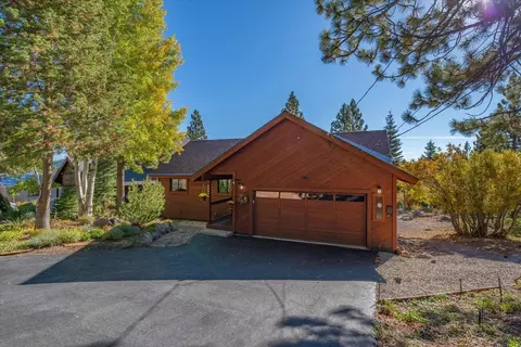 12679 Stockholm Way, Truckee, CA 96161