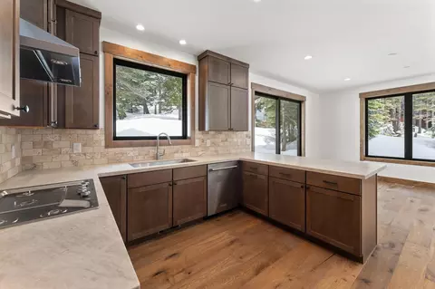 7278 Chinkapin Rd, Tahoma, CA 96142