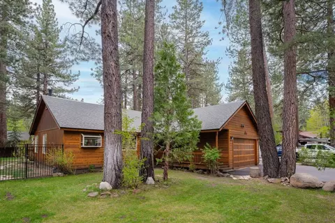 10233 Red Fir Rd, Truckee, CA 96161