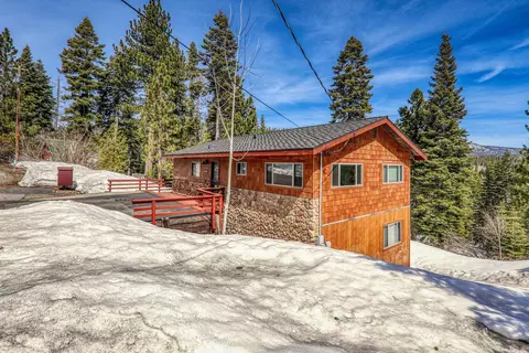 540 Kimberly Dr, Tahoe City, CA 96145