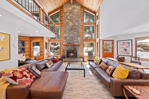 737 Conifer, Truckee, CA 96161