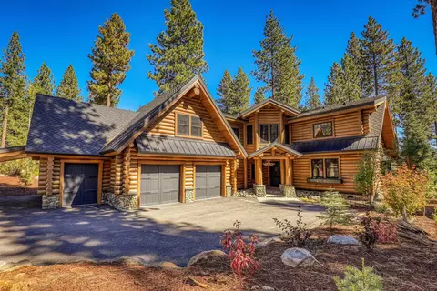 9253 Heartwood Dr, Truckee, CA 96161