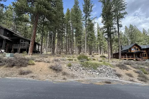 11430 Bottcher Loop, Truckee, CA 96161 photo 8