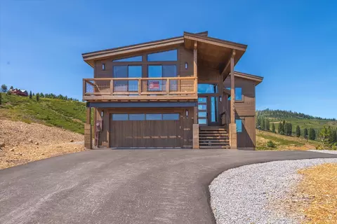 13701 Skislope Way, Truckee, CA 96161