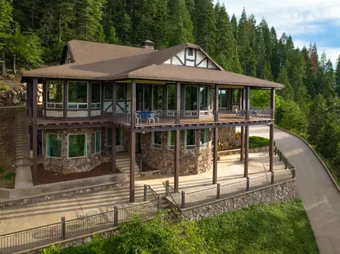 28175 Myhrer Way, Nevada City, CA 95959
