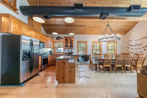 14529 Reed Ave, Truckee, CA 96161 photo 5