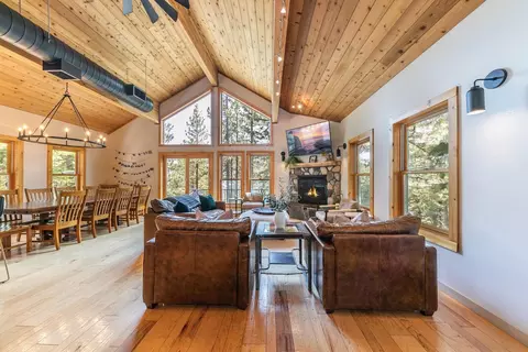14529 Reed Ave, Truckee, CA 96161 photo 4