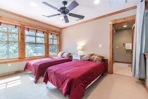 11096 Comstock Pl, Truckee, CA 96161 photo 15