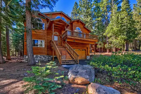 13641 Pathway Ave, Truckee, CA 96161