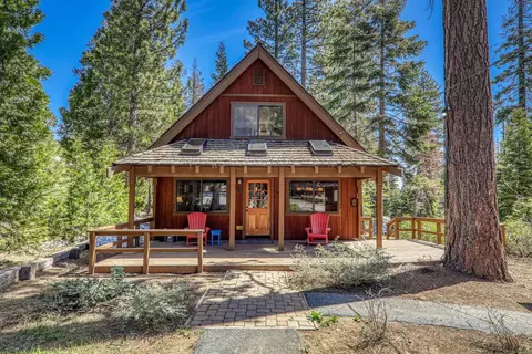 708 Chapel Ln, Tahoe City, CA 96145