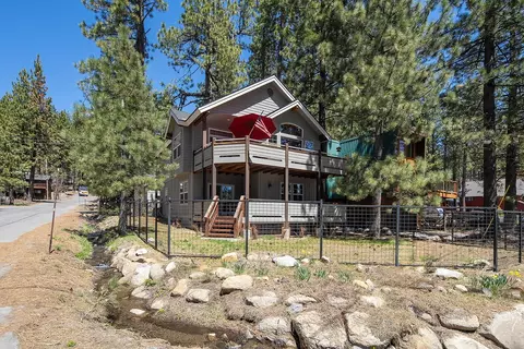 10027 Summit Dr, Truckee, CA 96161