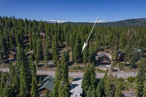 14177 Hansel Ave, Truckee, CA 96161