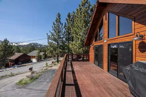 12628 Pinnacle Loop, Truckee, CA 96161 photo 17