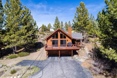 12628 Pinnacle Loop, Truckee, CA 96161