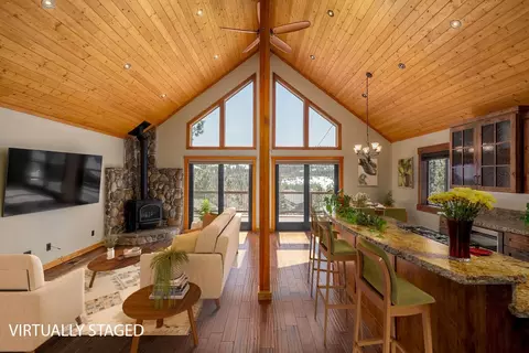 12628 Pinnacle Loop, Truckee, CA 96161 photo 6