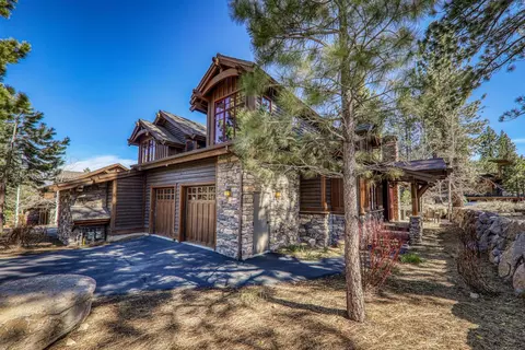 10251 Valmont Trl, Truckee, CA 96161