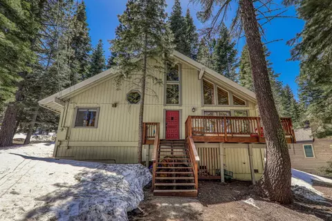 14429 Copenhagen Dr, Truckee, CA 96161