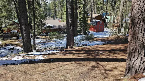 10104 Summit Dr, Truckee, CA 96161
