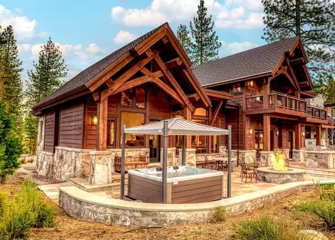 9388 Heartwood Dr, Truckee, CA 96161
