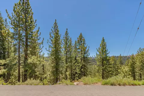 12593 Sierra Dr, Truckee, CA 96161 photo 4