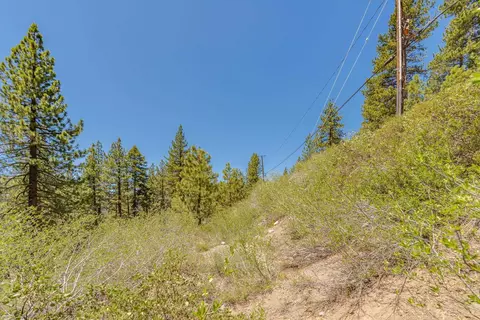 12593 Sierra Dr, Truckee, CA 96161 photo 10