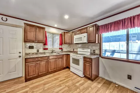 14519 Reed Ave, Truckee, CA 96161 photo 9