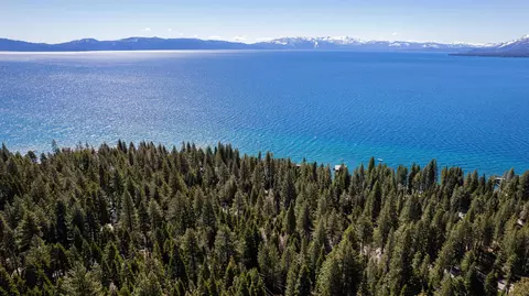 1325 Sequoia Ave, Tahoe City, CA 96145