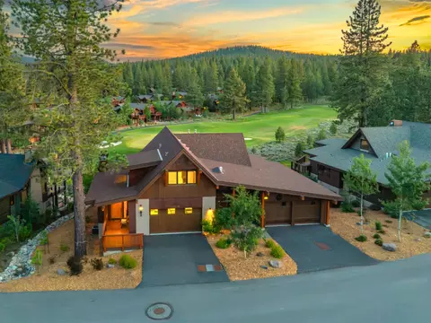 9105 Heartwood Dr, Truckee, CA 96161
