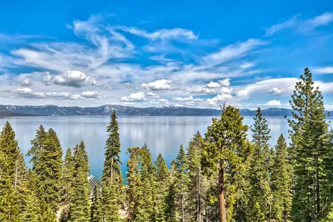444 Nightingale Rd, Carnelian Bay, CA 96140