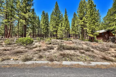 11564 Kelley Dr, Truckee, CA 96161