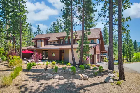 9106 Heartwood Dr, Truckee, CA 96161