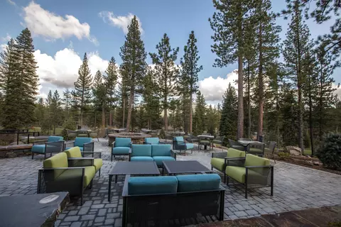 10726 Carson Range Ct, Truckee, CA 96161 photo 11