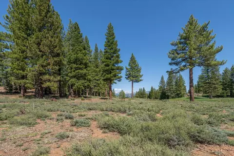 10726 Carson Range Ct, Truckee, CA 96161 photo 6