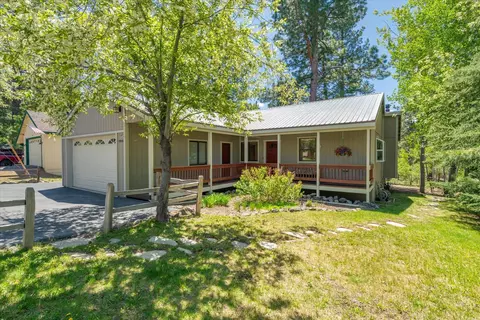 15955 Rolands Way, Truckee, CA 96161