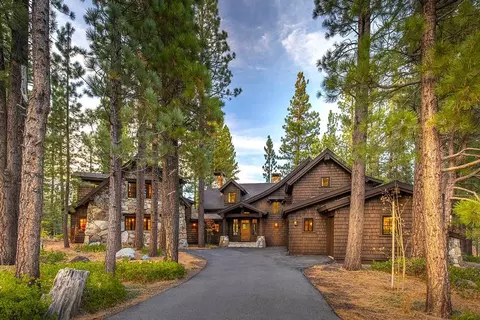 420 Carrie Pryor, Truckee, CA 96161