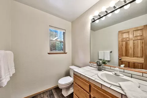 13466 Heidi Way, Truckee, CA 96161 photo 10