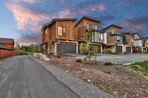 12869 Ice House Loop, Truckee, CA 96161 photo 5