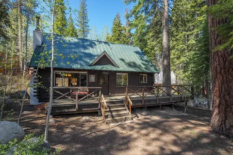 15413 S Shore Dr, Truckee, CA 96161