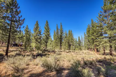 7585 Lahontan Dr, Truckee, CA 96161