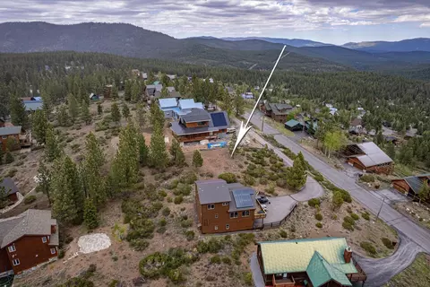 12938 Pinnacle Loop, Truckee, CA 96161 photo 8