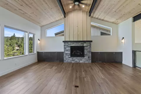 11640 Mcclintock Loop, Truckee, CA 96161 photo 8